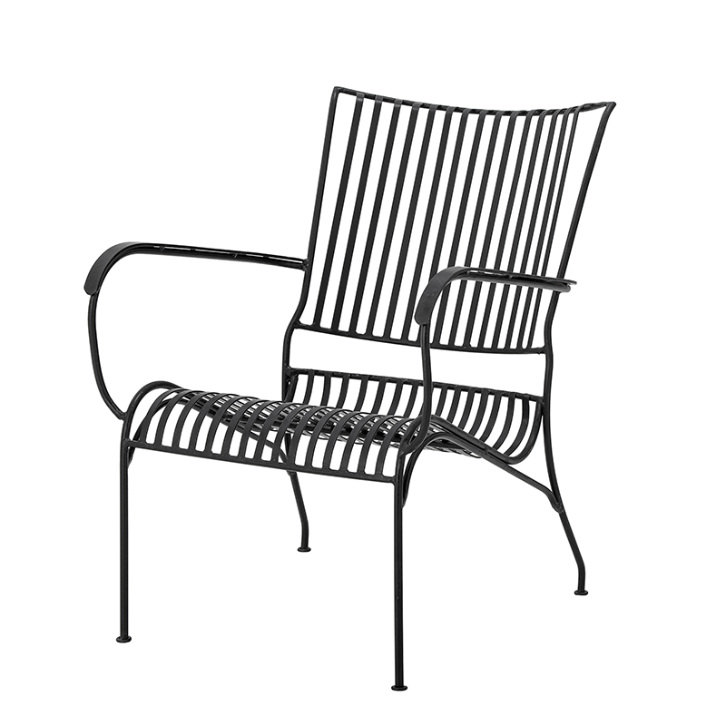 Marley Loungesessel, Schwarz, Eisen in Black präsentiert im Onlineshop von KAQTU Design AG. Sessel mit Armlehnen ist von Bloomingville