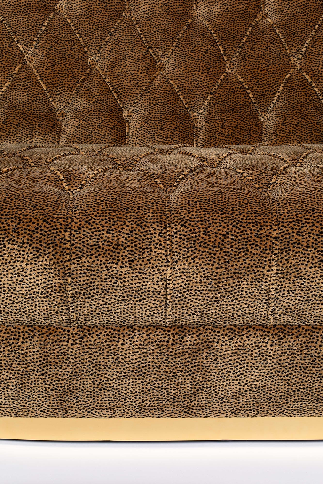 Extravagantes Bold Monkey Sofa in Smaragdgrün für mutige Interieurs.