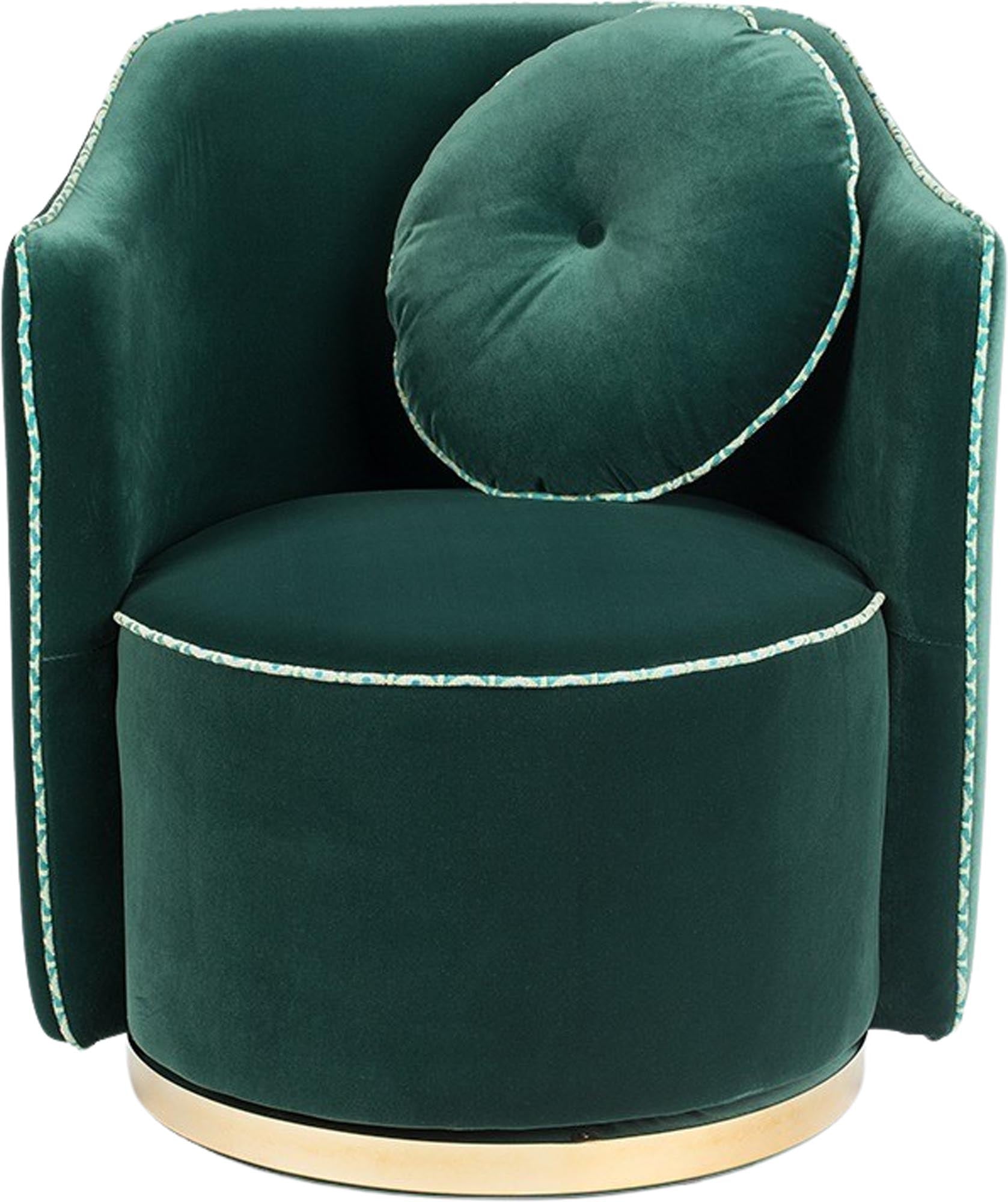 Der SASSY GRANNY Loungesessel in Dunkelgrün vereint Retro-Charme, Komfort und Eleganz mit hochwertigen Materialien.