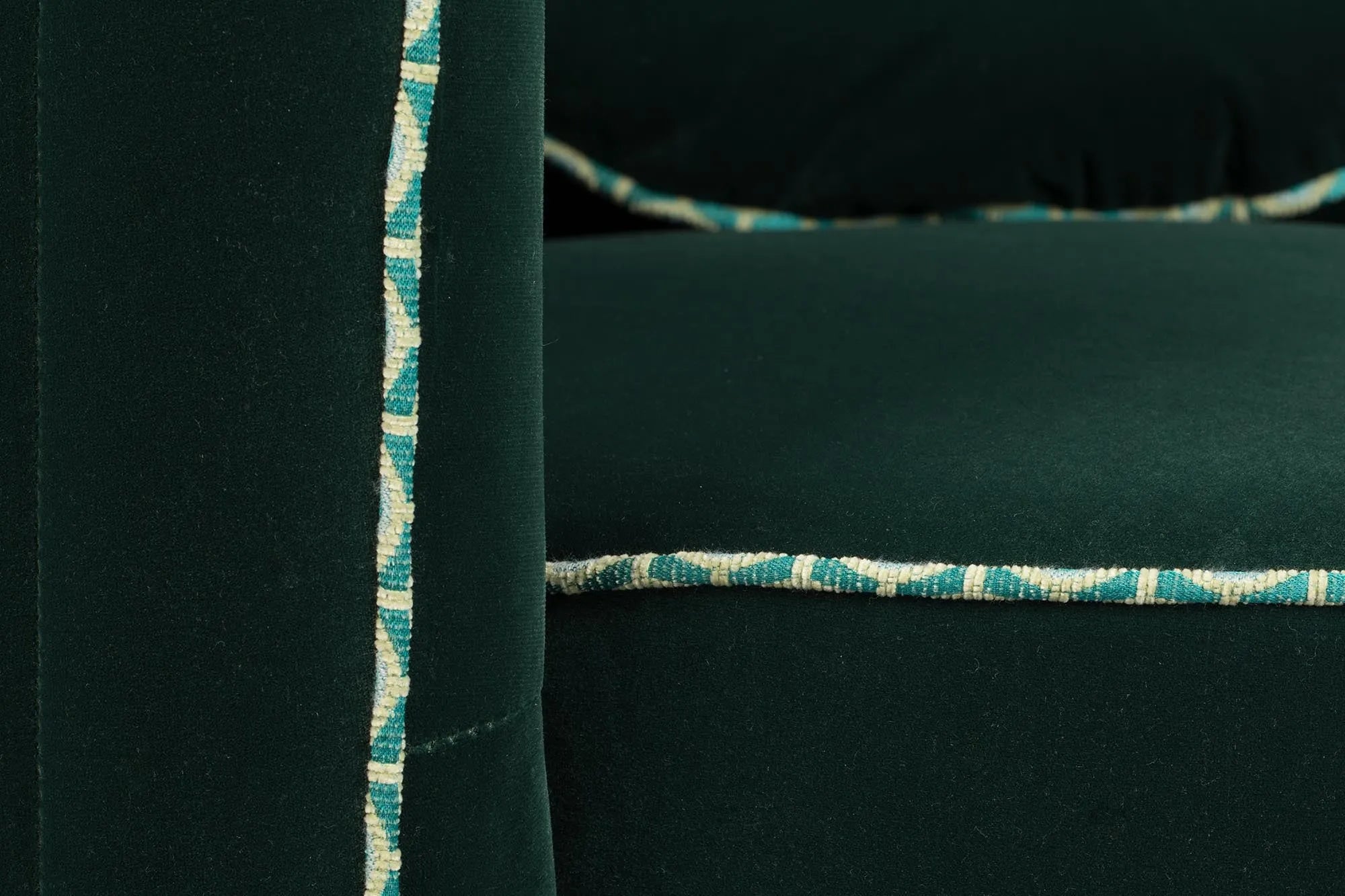 Eleganter SASSY GRANNY Sessel: Einzigartiges Design von Bold Monkey.