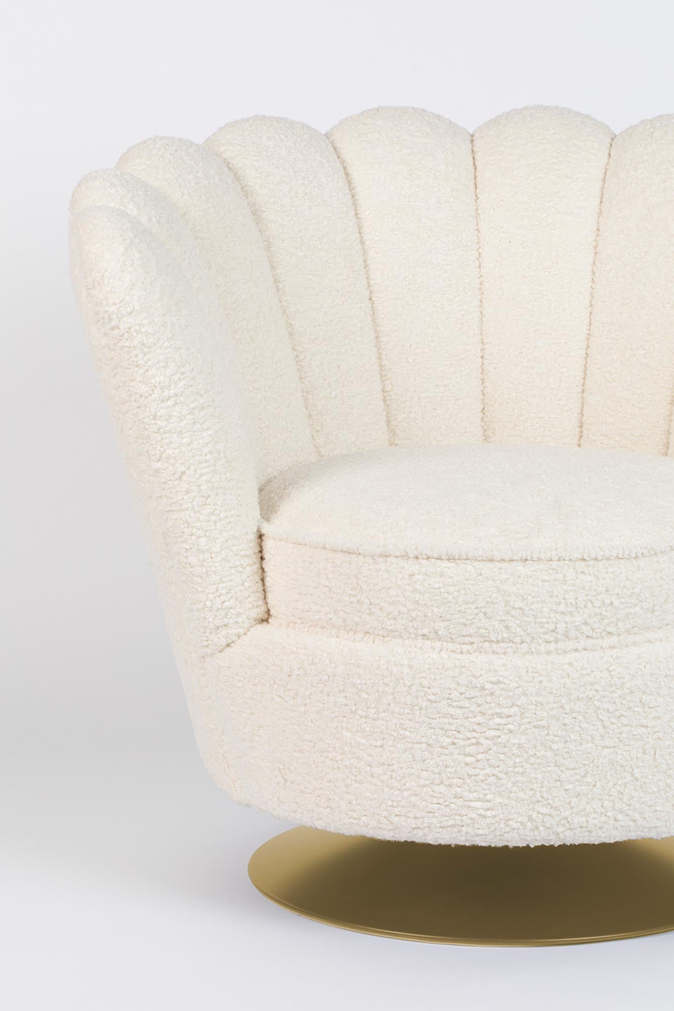 Extravagante Muschel-Lounge von Bold Monkey: Einzigartiger Komfort.