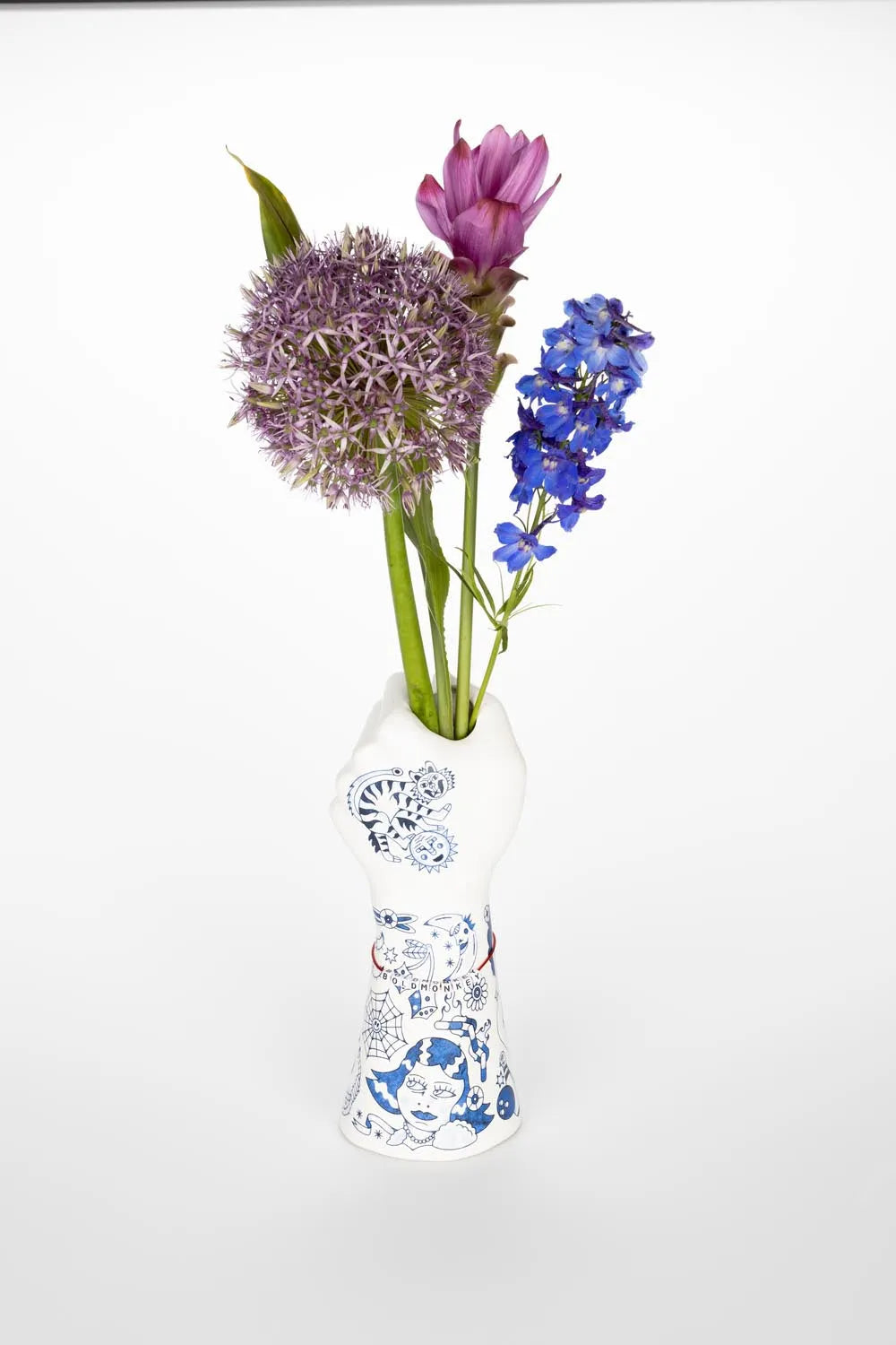 Liberty Matters Vase: Elegante Akzente für Ihr stilvolles Ambiente.