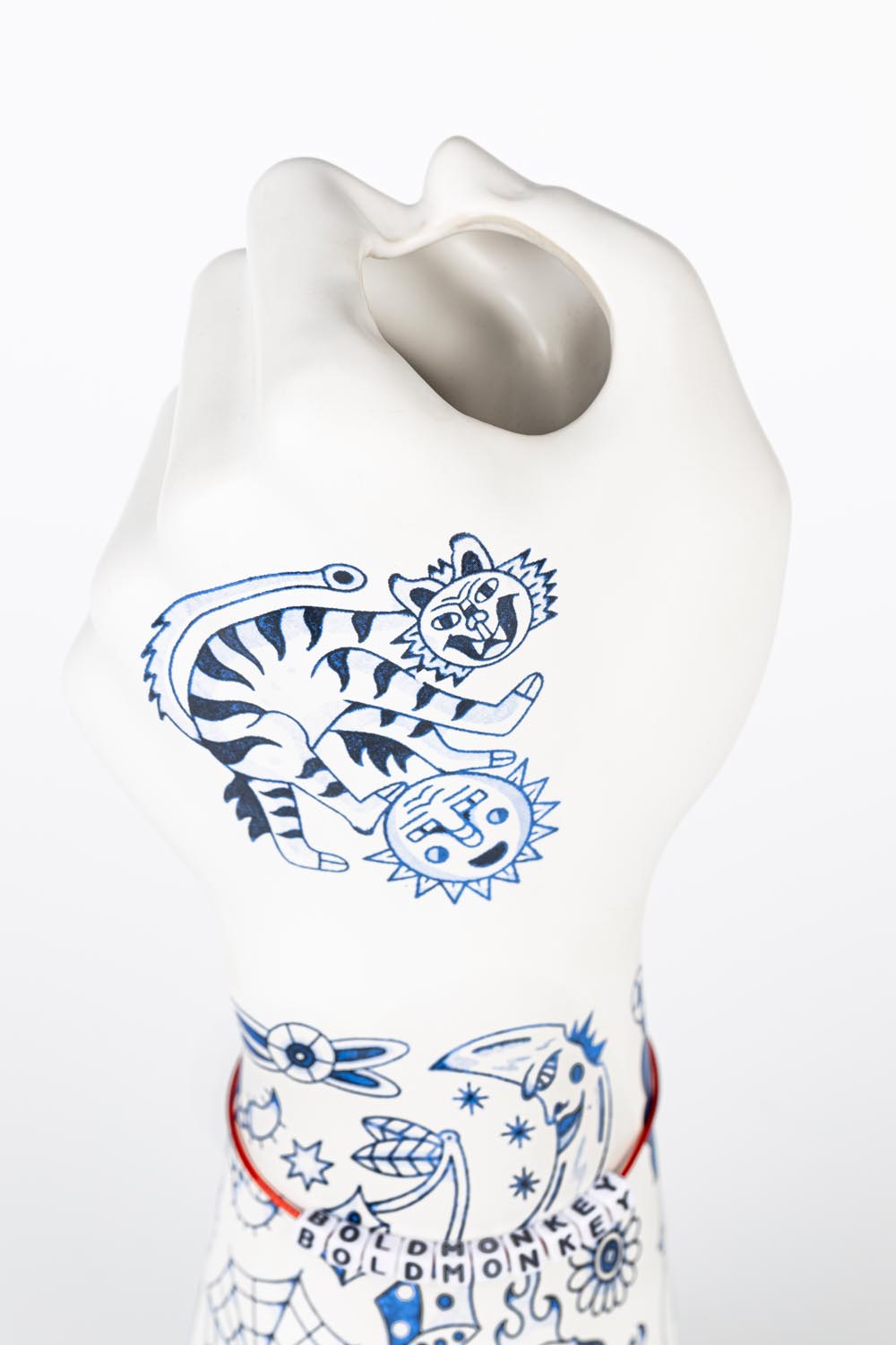 Liberty Matters Vase: Kunstvolle Akzente für Ihr Zuhause setzen.