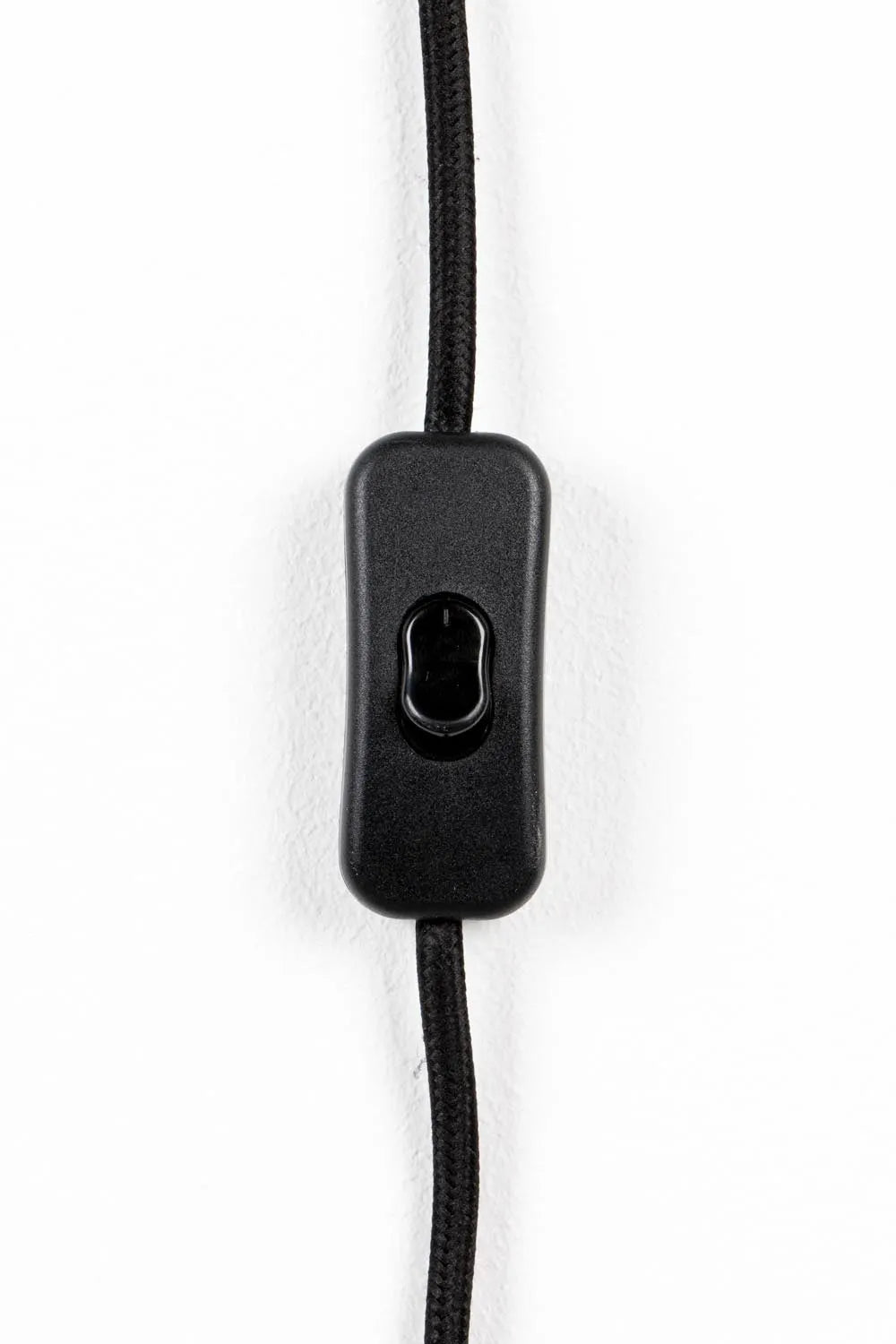 Stilvolle Stehlampe mit Panther-Design in Schwarz von Bold Monkey.