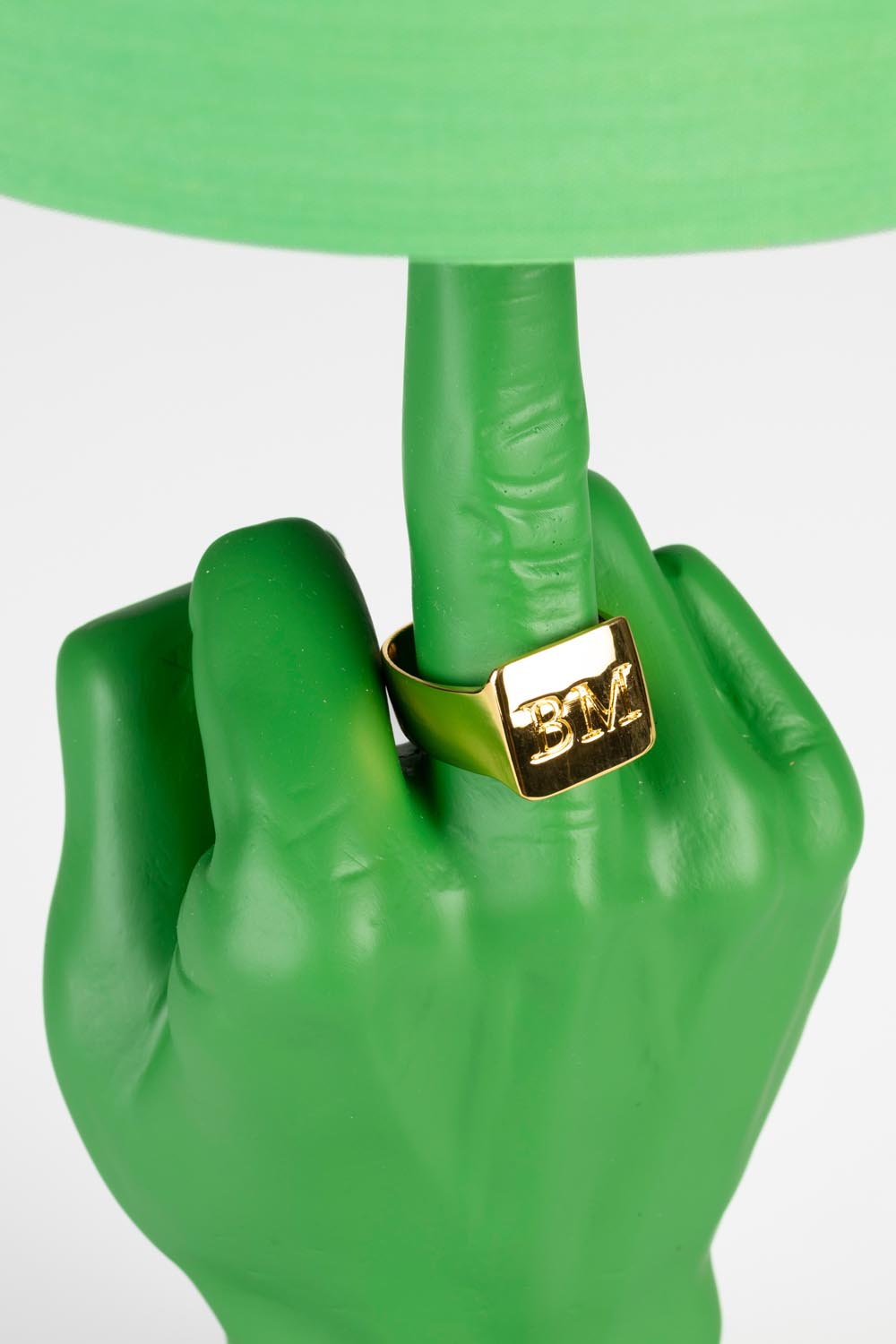 Einzigartige Tischlampe „What If“ von Bold Monkey für moderne Räume.