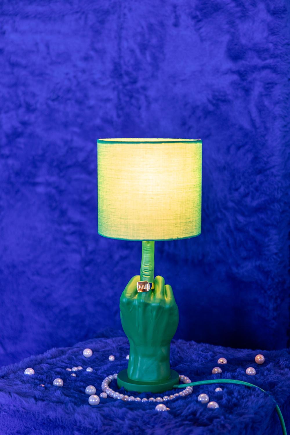 Stilvolle Tischlampe „What If“ von Bold Monkey für kreative Räume.