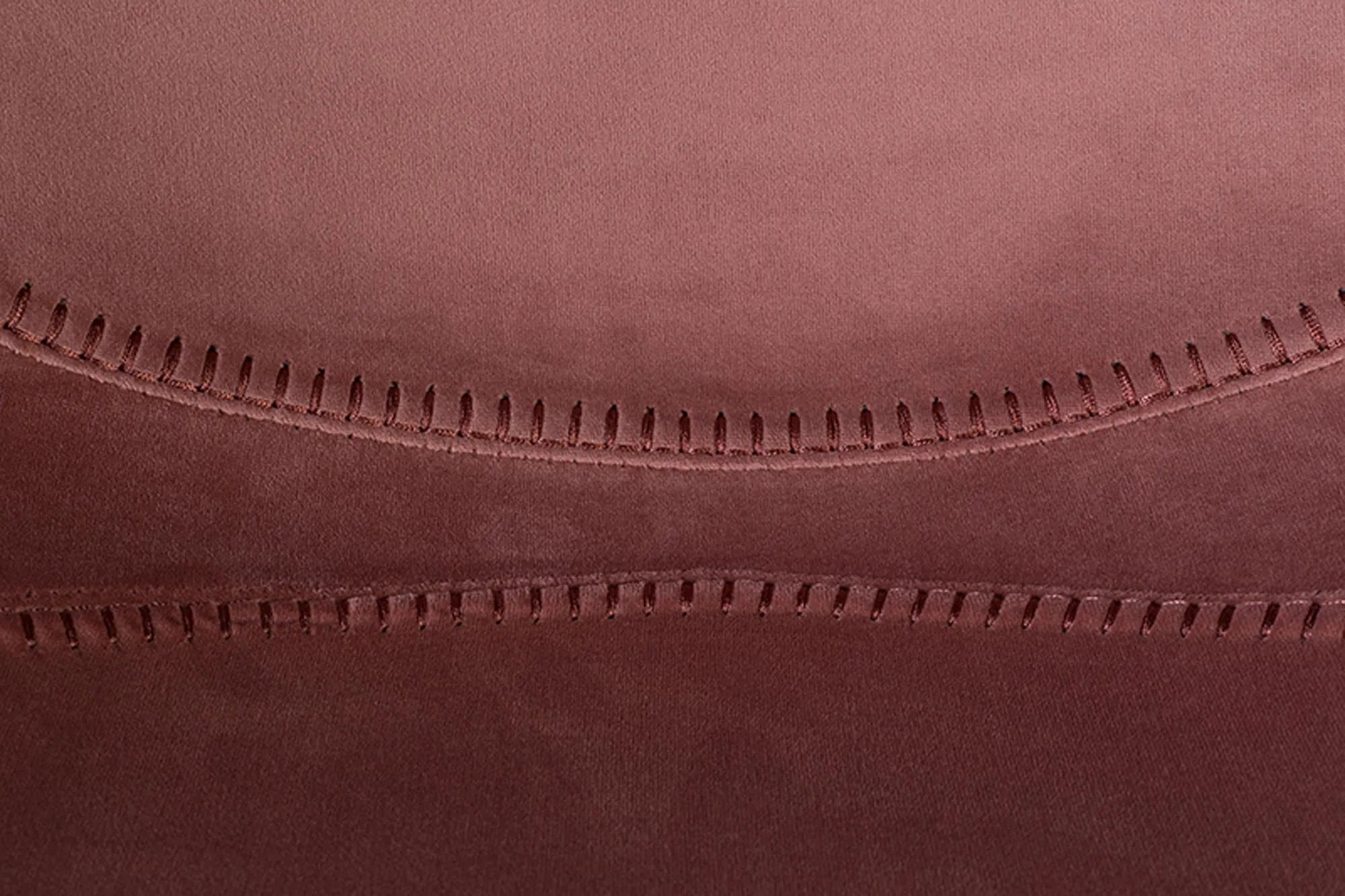 Barstuhl Franky Velvet: Eleganter Komfort mit samtiger Raffinesse.