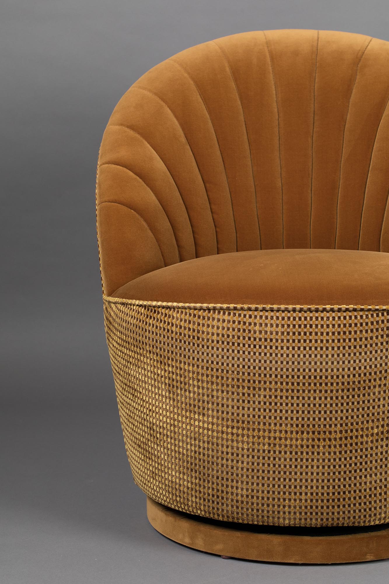 Madison lounge chair