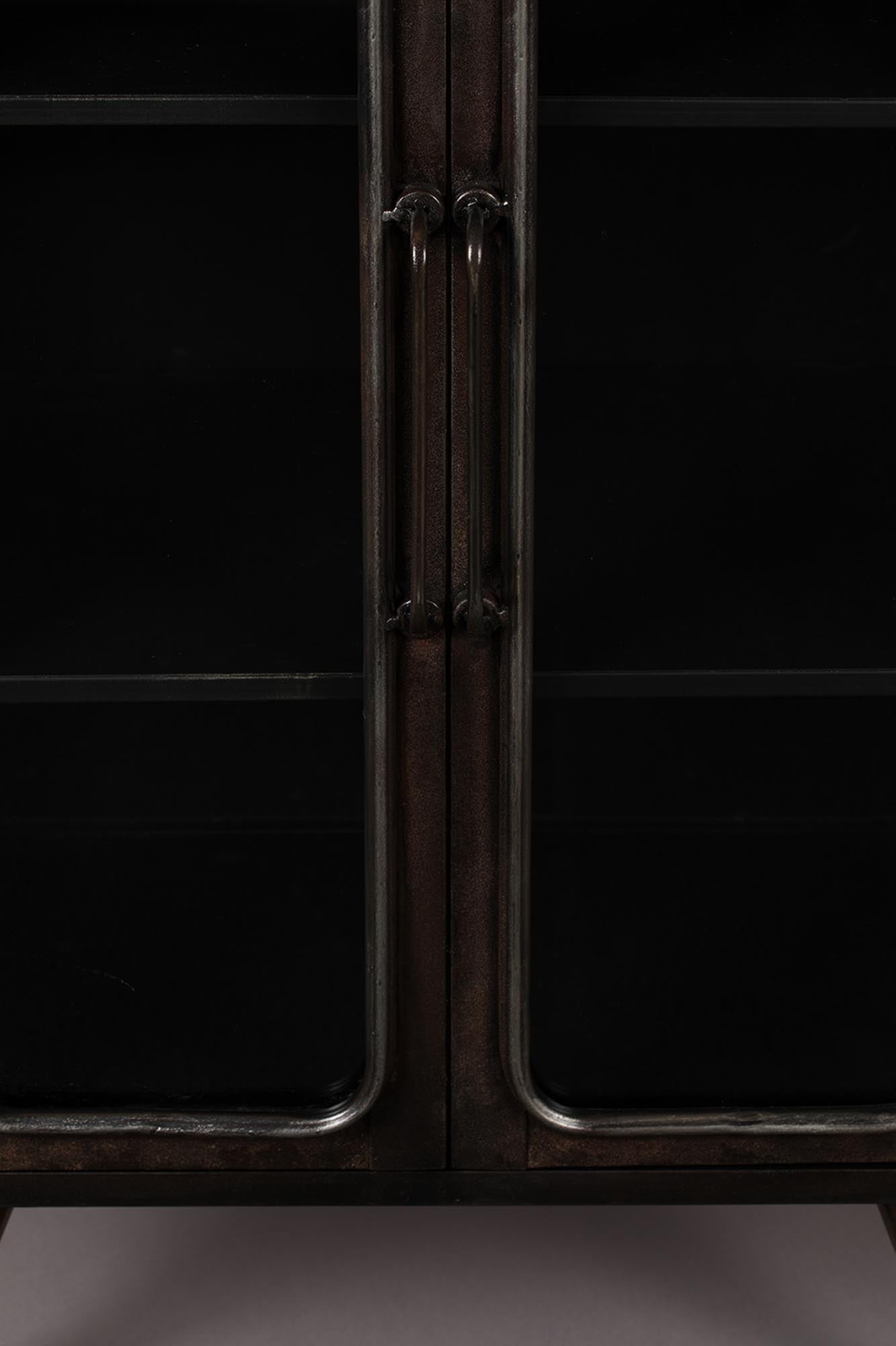 Modernes, minimalistisches Cabinet DENZA in Schwarz, aus Glas und pulverbeschichtetem Eisen, 60x35x100cm, vielseitig und stilvoll.