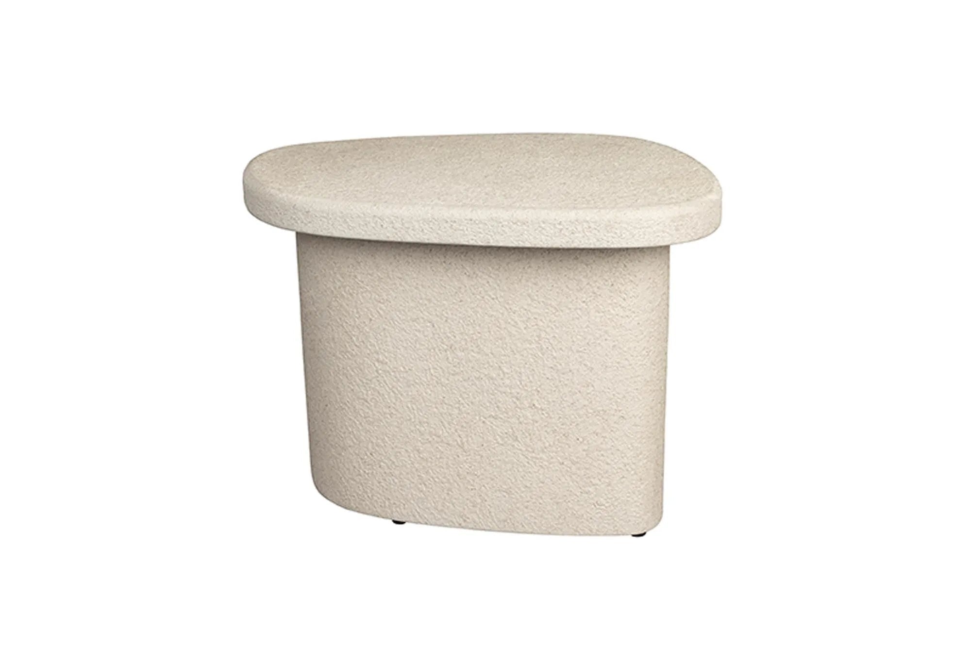 Moderner Beistelltisch Veda High: Recycelter Marmortisch auf stabilem MDF-Sperrholz, ideal für Wohnzimmer. Größe: 56x45x41cm.
