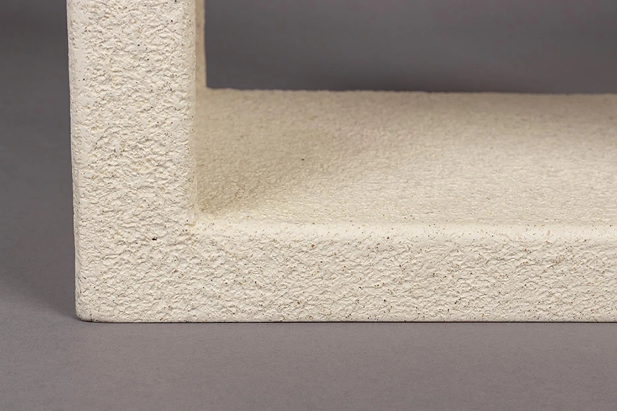 Beistelltisch Bed Veda: Stilvolles Dutchbone-Design mit Marmor-Detail.