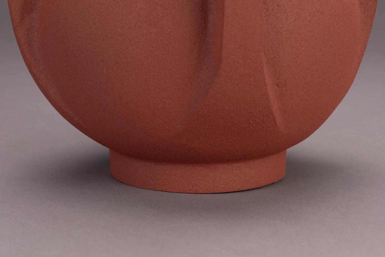 Dutchbone Vase Thiago M Terra: Keramikkunst für stilvolle Interieurs.