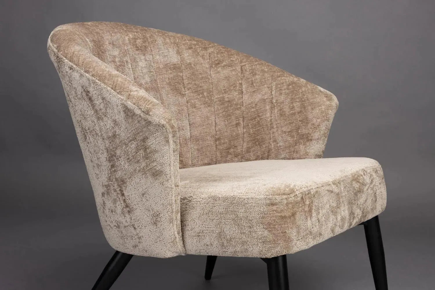 Dutchbone Loungesessel Georgia Beige: Eleganz trifft auf Komfort.