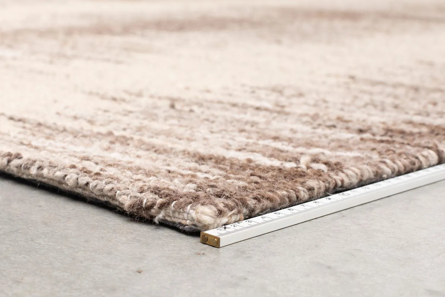 Dutchbone Rhea Teppich 200x300: Stilvoller Komfort für Ihr Zuhause.