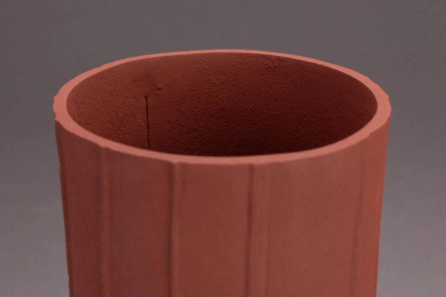 Stilvolle Dutchbone Vase Rander Terra in erdiger Eleganz.