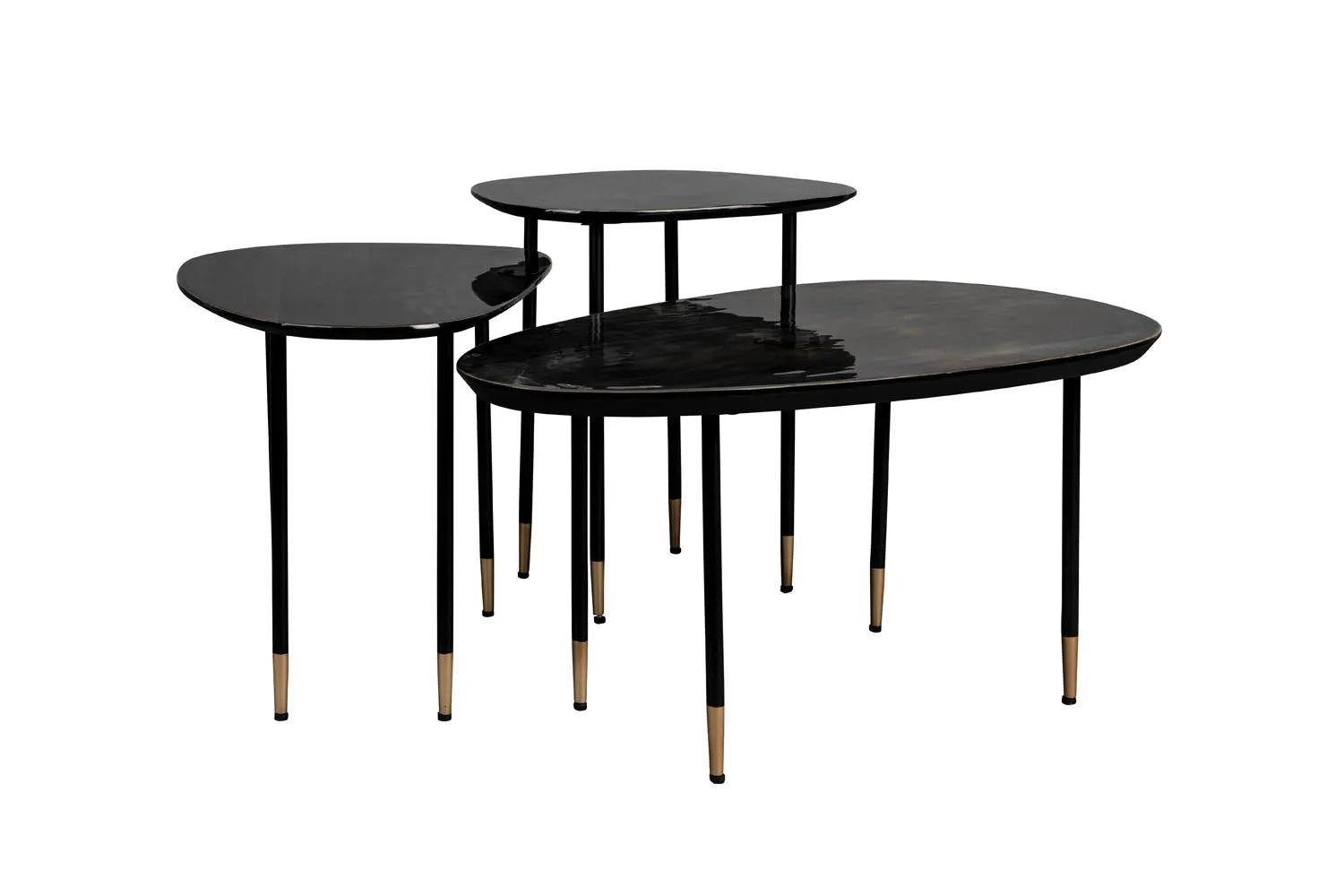Elegantes 3er-Set Beistelltische: Mangoholz, schwarzes Metall, goldene Details, 50er/60er Jahre Stil, vielseitig einsetzbar.