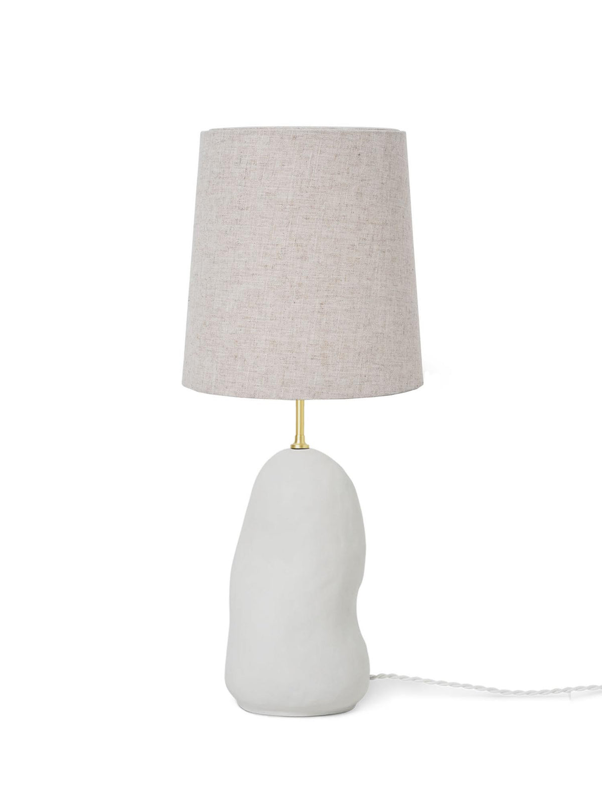 Hebe Lampensockel in Cremeweiss präsentiert im Onlineshop von KAQTU Design AG. Lampenständer ist von Ferm Living