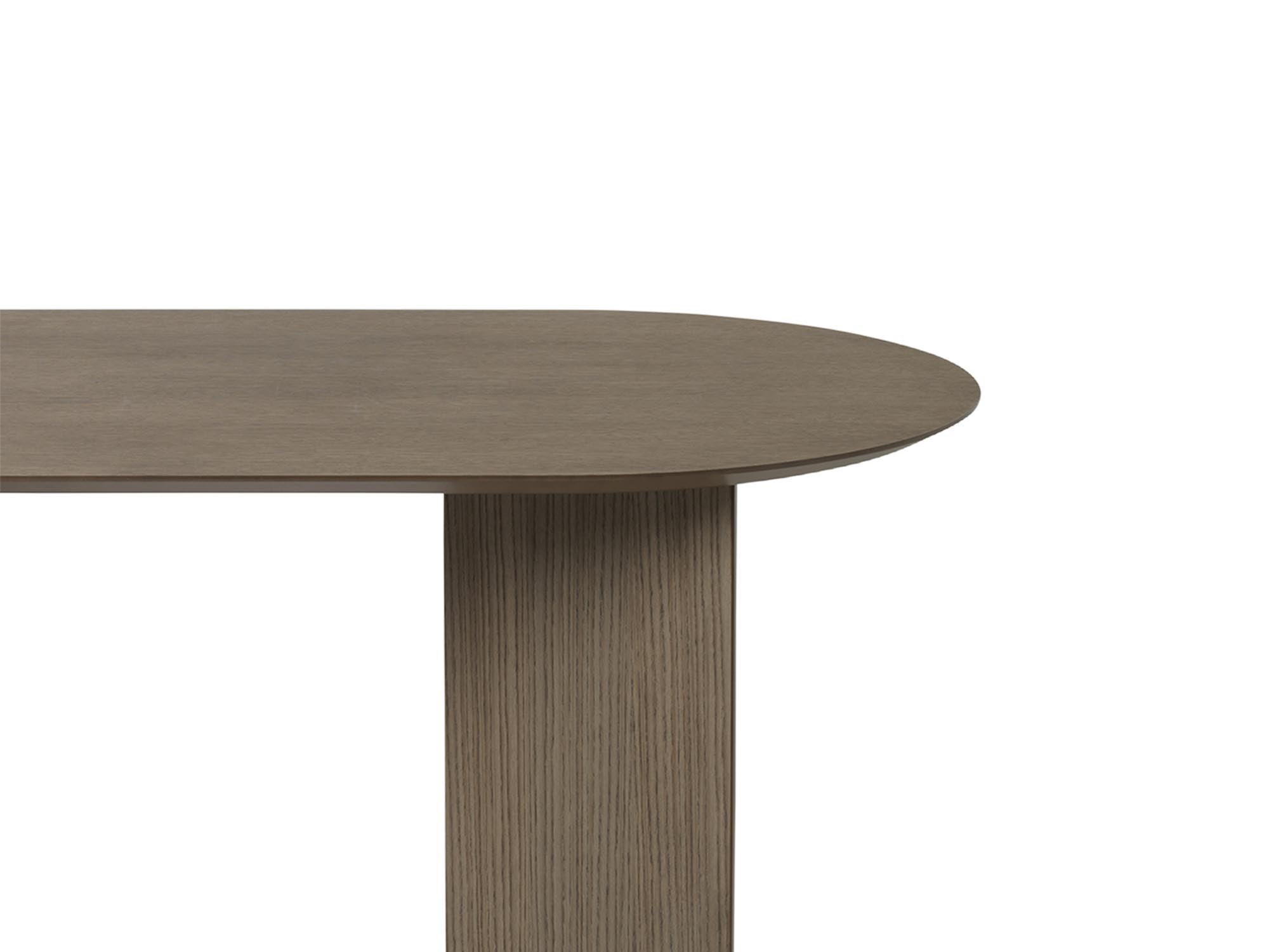 Mingle Tischplatte oval 220 cm in Dunkelbraun präsentiert im Onlineshop von KAQTU Design AG. Tischsystem Einzelteile ist von Ferm Living