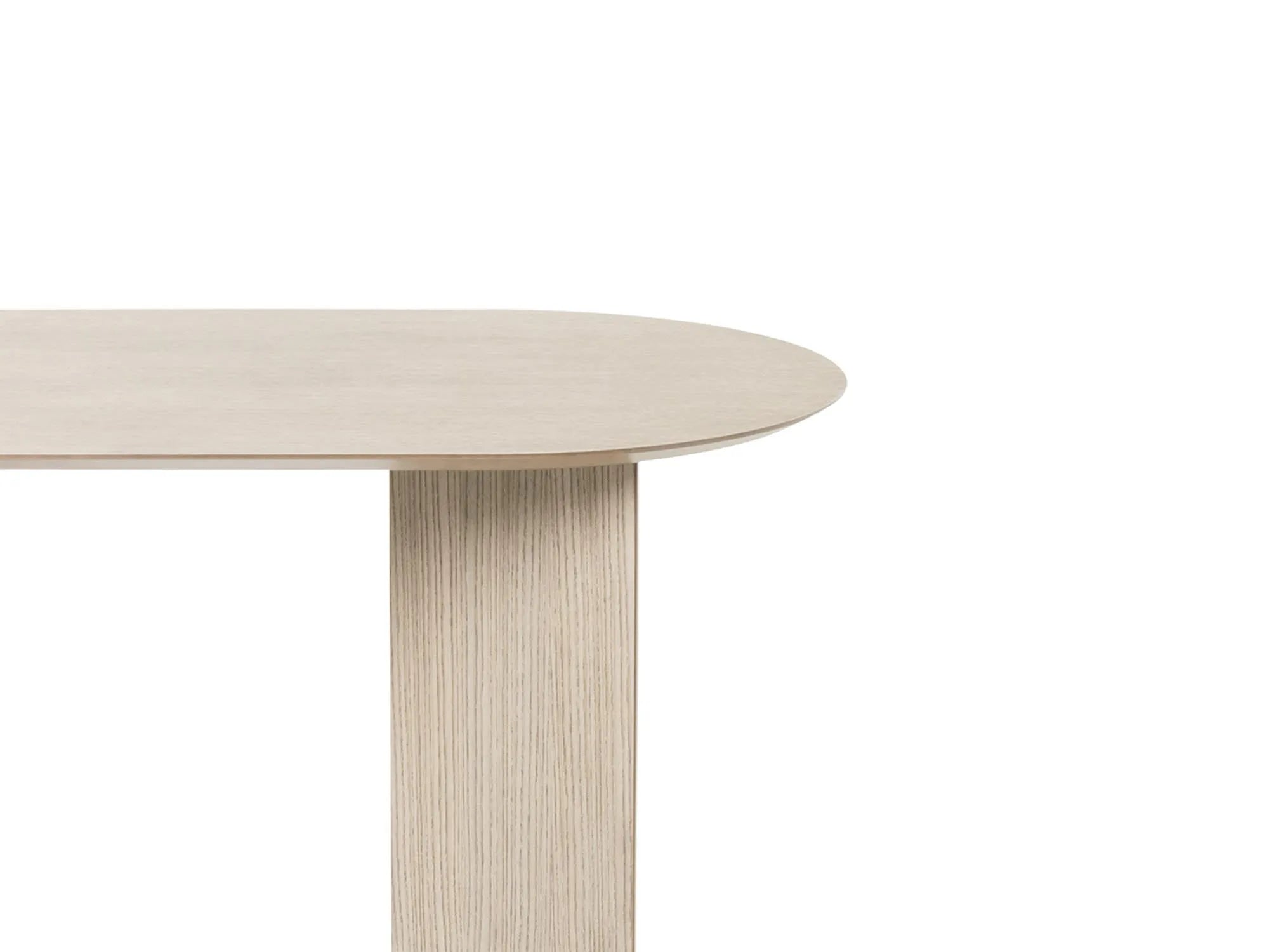 Mingle Tischplatte oval 220 cm in Hellbraun präsentiert im Onlineshop von KAQTU Design AG. Tischsystem Einzelteile ist von Ferm Living