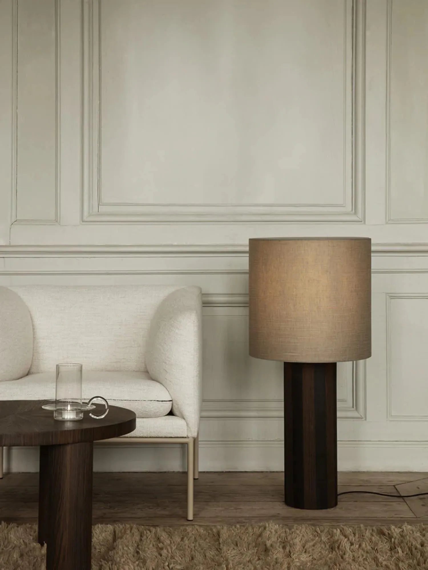 Eleganter Eclipse-Lampenschirm von Ferm Living für zeitlose Räume.