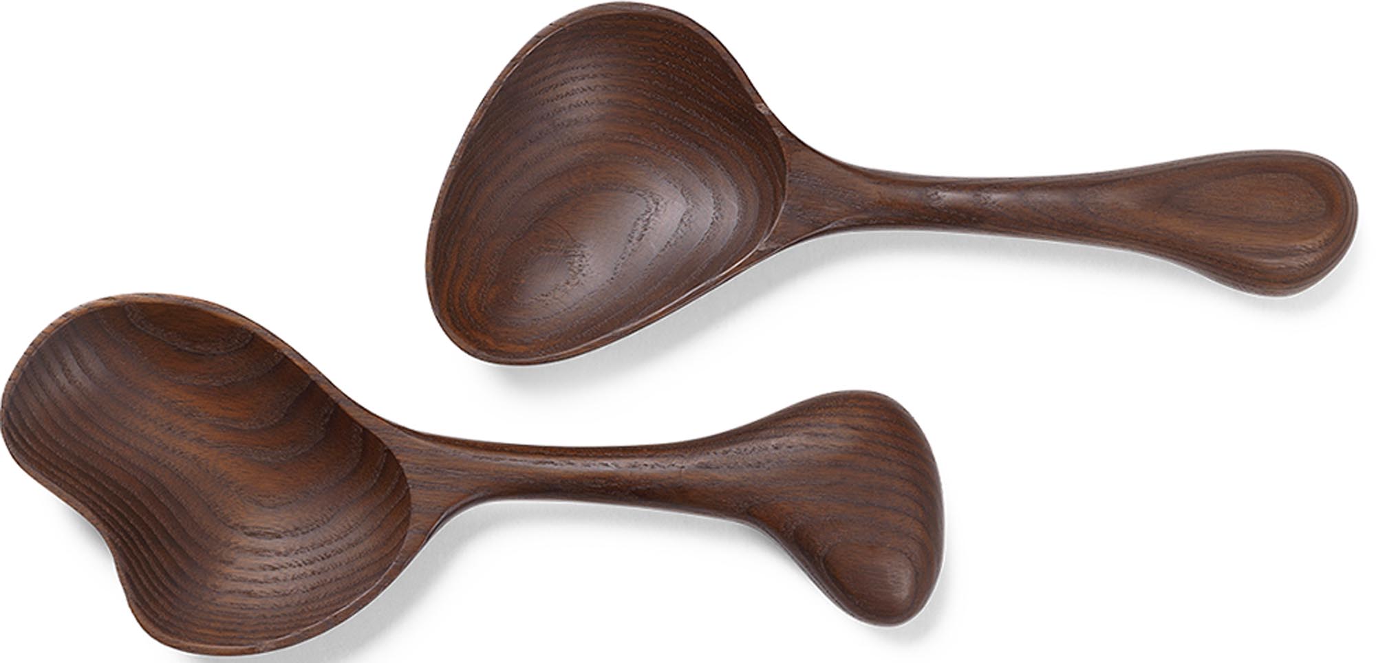 Os Salatbesteck in Braun präsentiert im Onlineshop von KAQTU Design AG. Besteck ist von Ferm Living