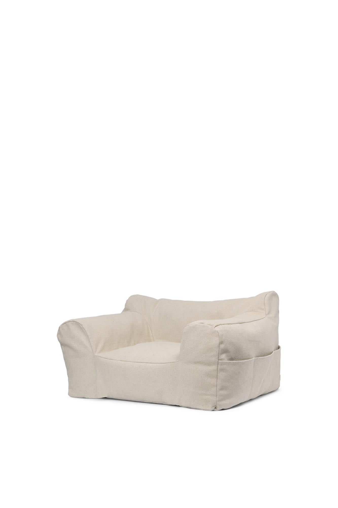 Stylischer Billow Sitzsack von Ferm Living: Nachhaltig, bequem und pflegeleicht – ideal für entspannte Stunden in jedem Raum.