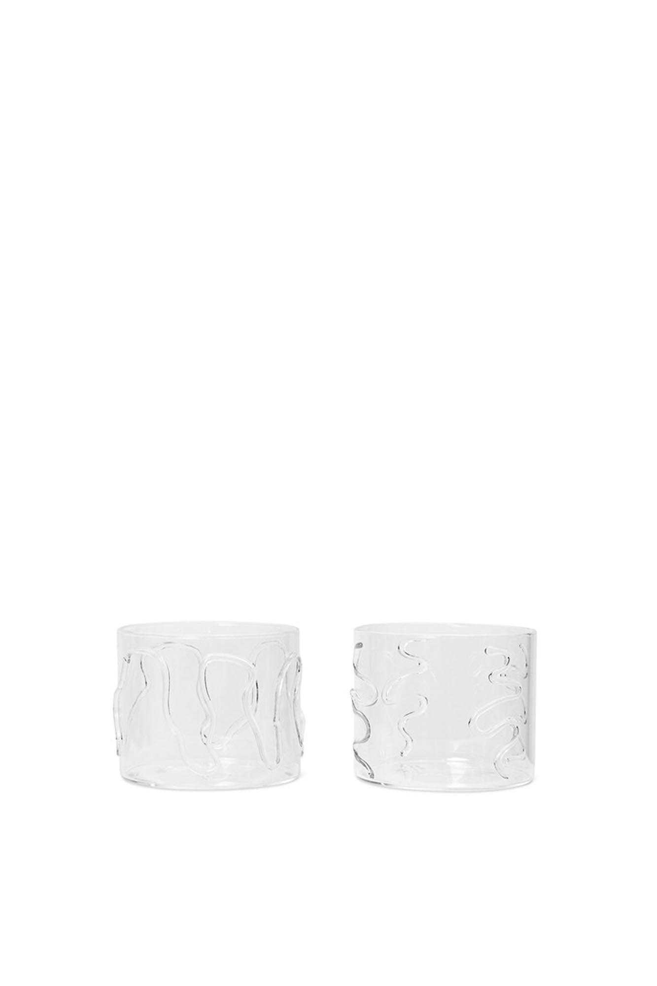 Elegante Doodle Gläser aus Borosilikatglas, handgefertigt mit einzigartigen Mustern, ideal für heiße und kalte Getränke.