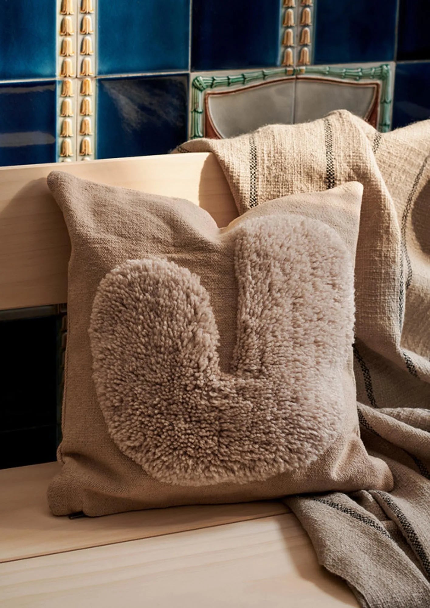 Lay Kissen von Ferm Living: Modernes Design für stilvollen Komfort.