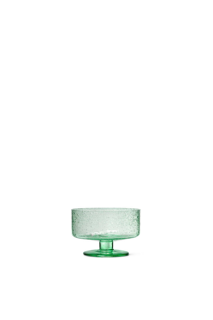 Oli Dessert Cup in Recycled Clear präsentiert im Onlineshop von KAQTU Design AG. Geschirr ist von Ferm Living