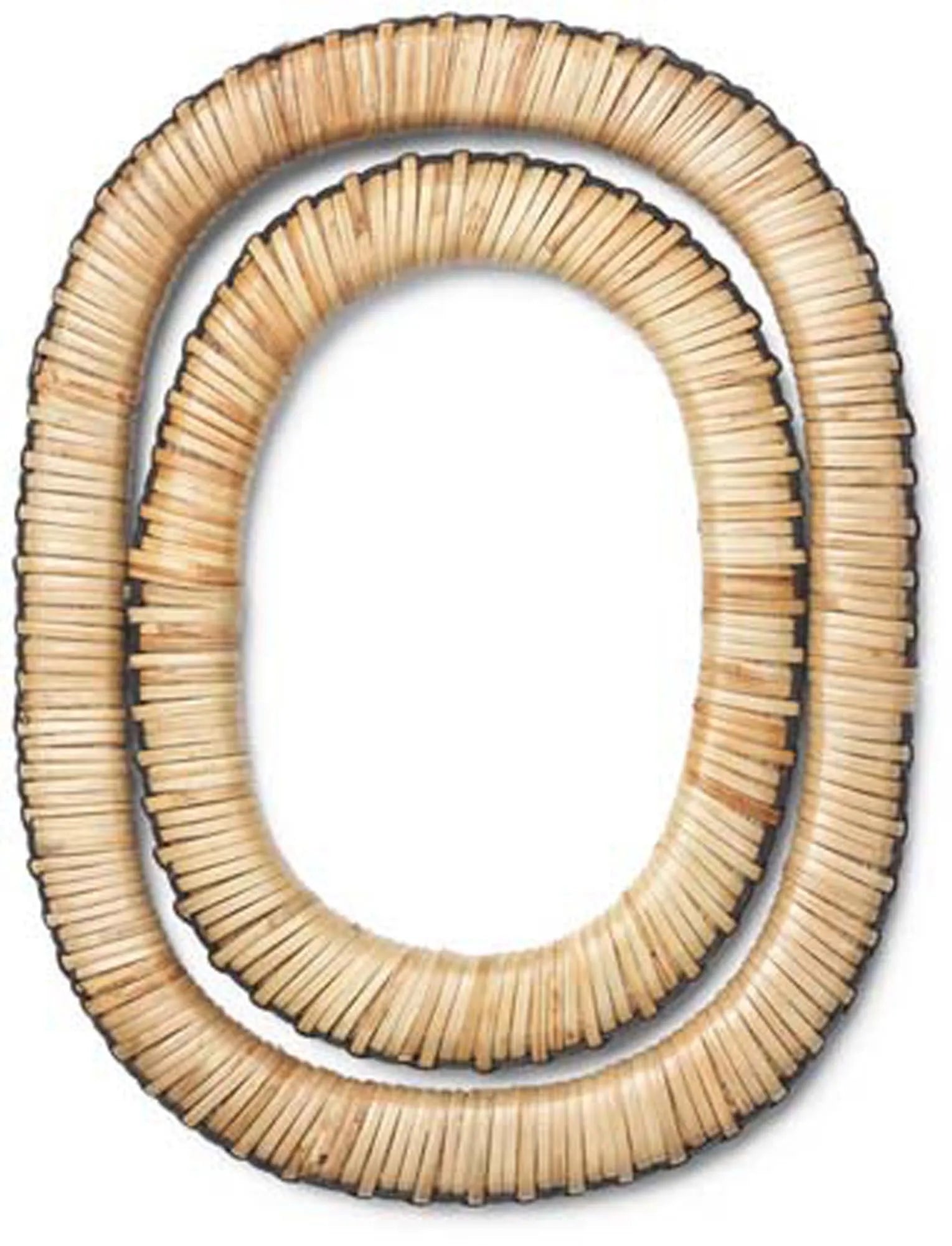 Stilvolle Weave Untersetzer aus Rattan und Mangoholz, schützen Tische und setzen Boho-Akzente. Ideal für heiße Töpfe.