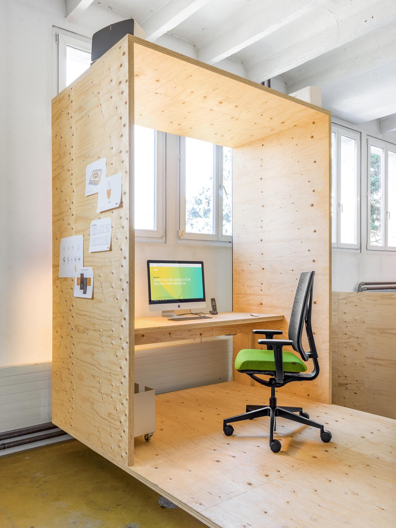 Yanos Flex: Innovativer Komfort für dynamisches Sitzen im Büro.