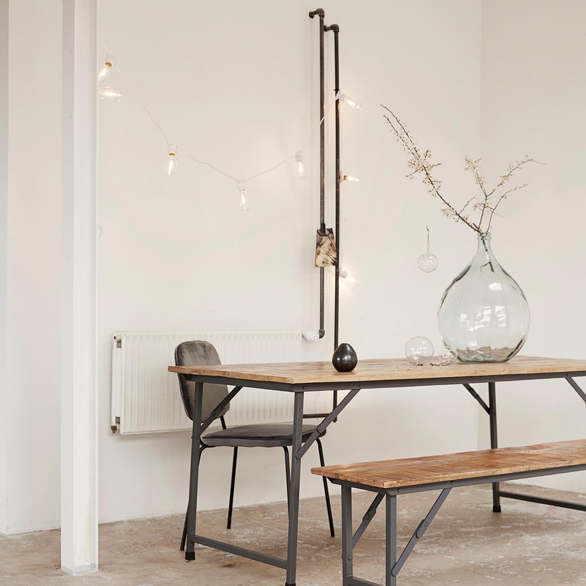 Dining table, party