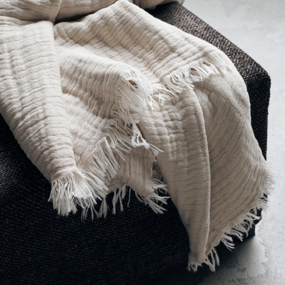 Decke, Alice in Beige präsentiert im Onlineshop von KAQTU Design AG. Wolldecke ist von House Doctor