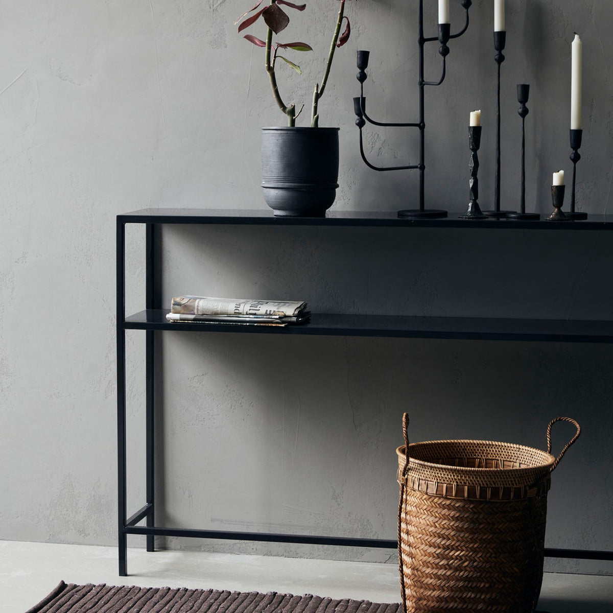 Konsolentisch, Fari in Schwarz präsentiert im Onlineshop von KAQTU Design AG. Konsolentisch ist von House Doctor
