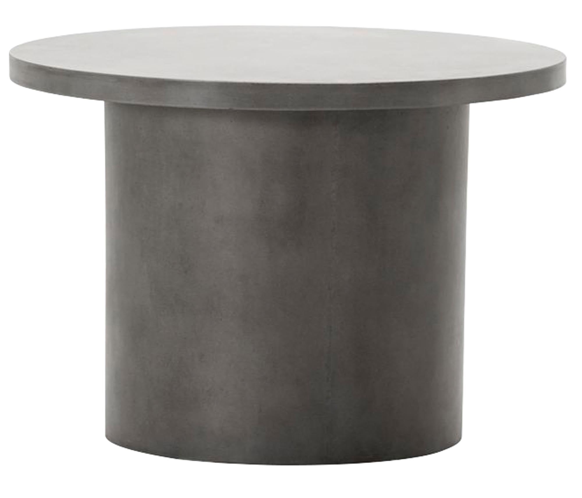Betontisch Stone von House Doctor: Minimalistisch, industriell, für drinnen & draußen, handgefertigt, 30 kg.
