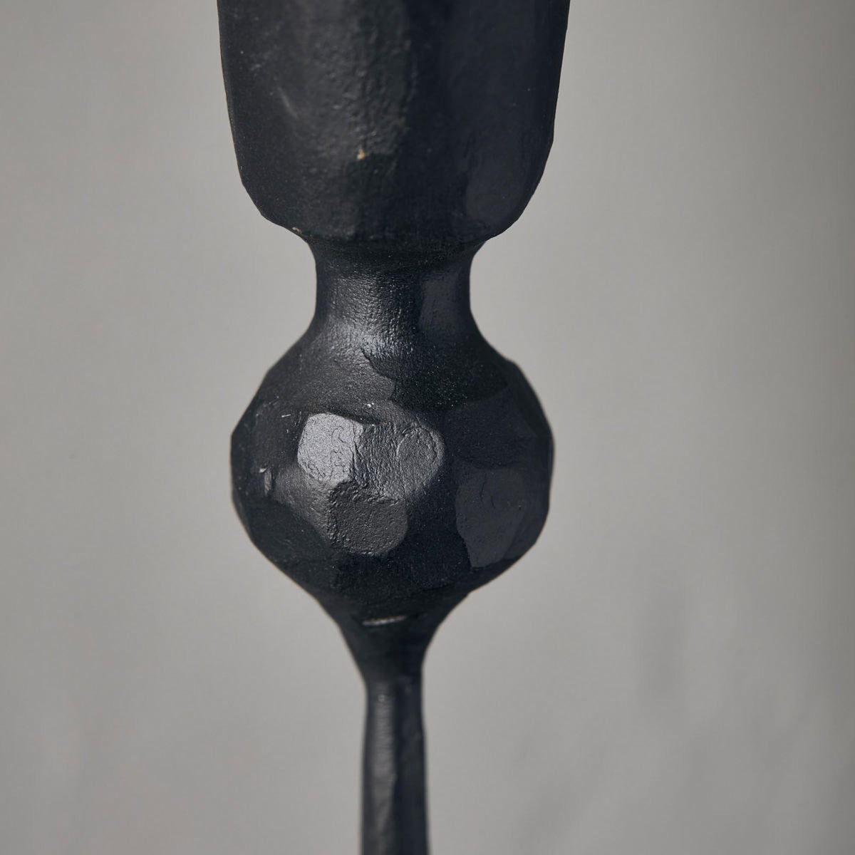 Kerzenständer, Trivo in Schwarz präsentiert im Onlineshop von KAQTU Design AG. Kerzenständer ist von House Doctor
