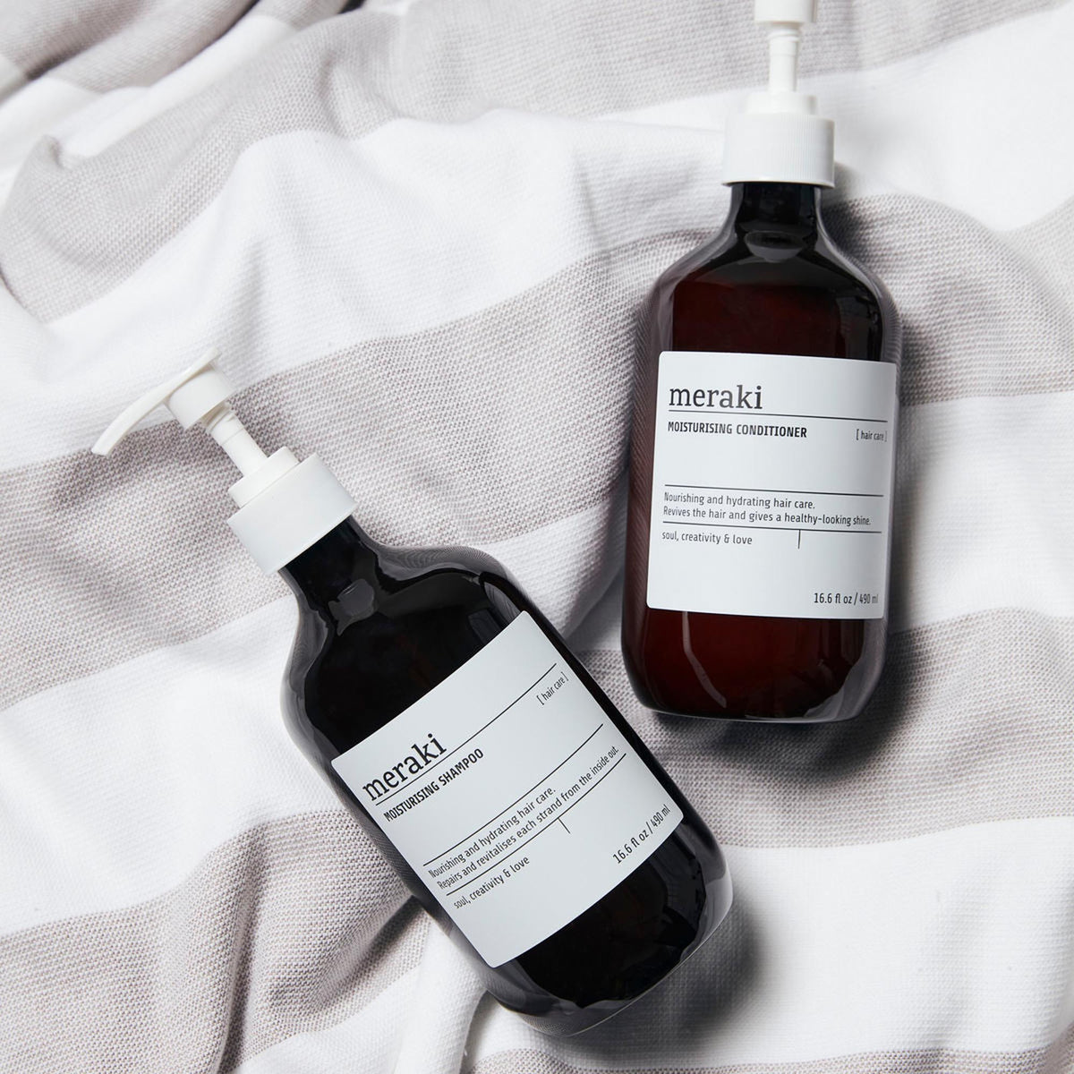 Moisturising shampoo in Braun präsentiert im Onlineshop von KAQTU Design AG. Duschmittel + Shampoo ist von Meraki