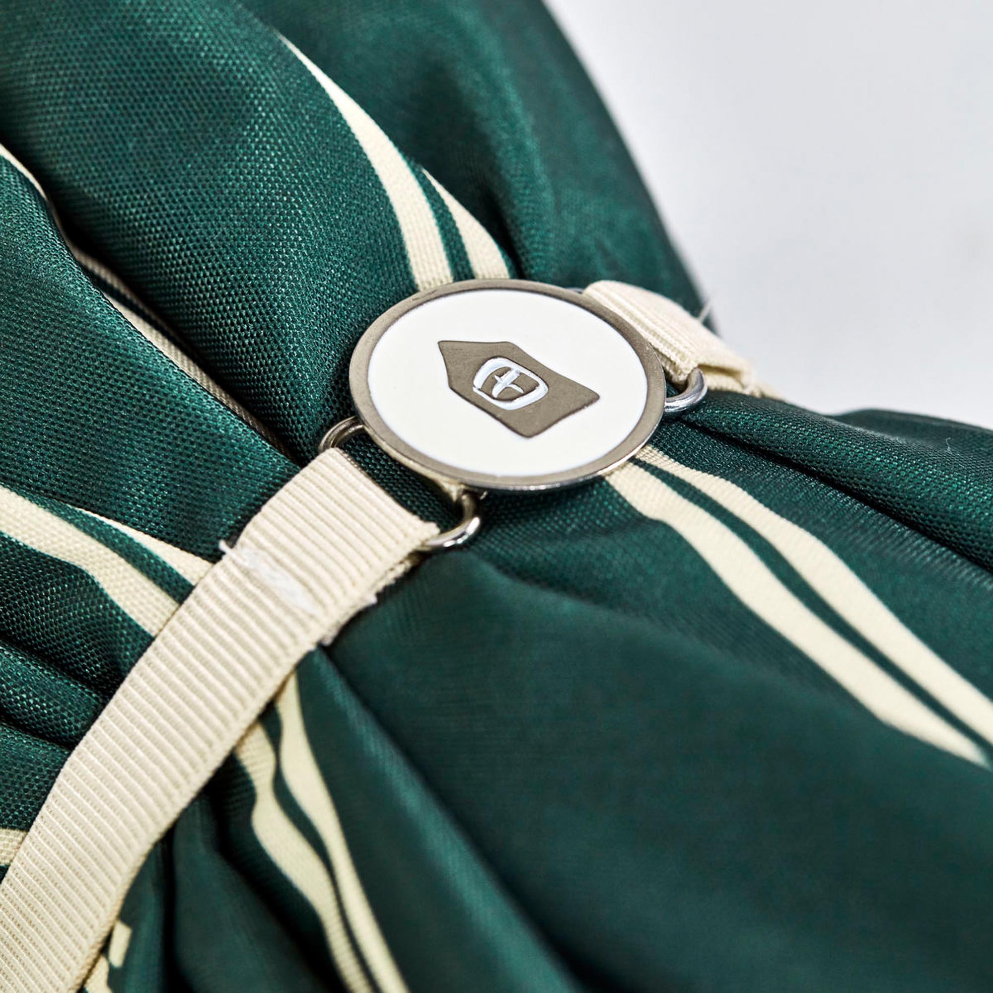 Grüner HDBlock Sonnenschirm von House Doctor für stilvolle Aussenbereiche.