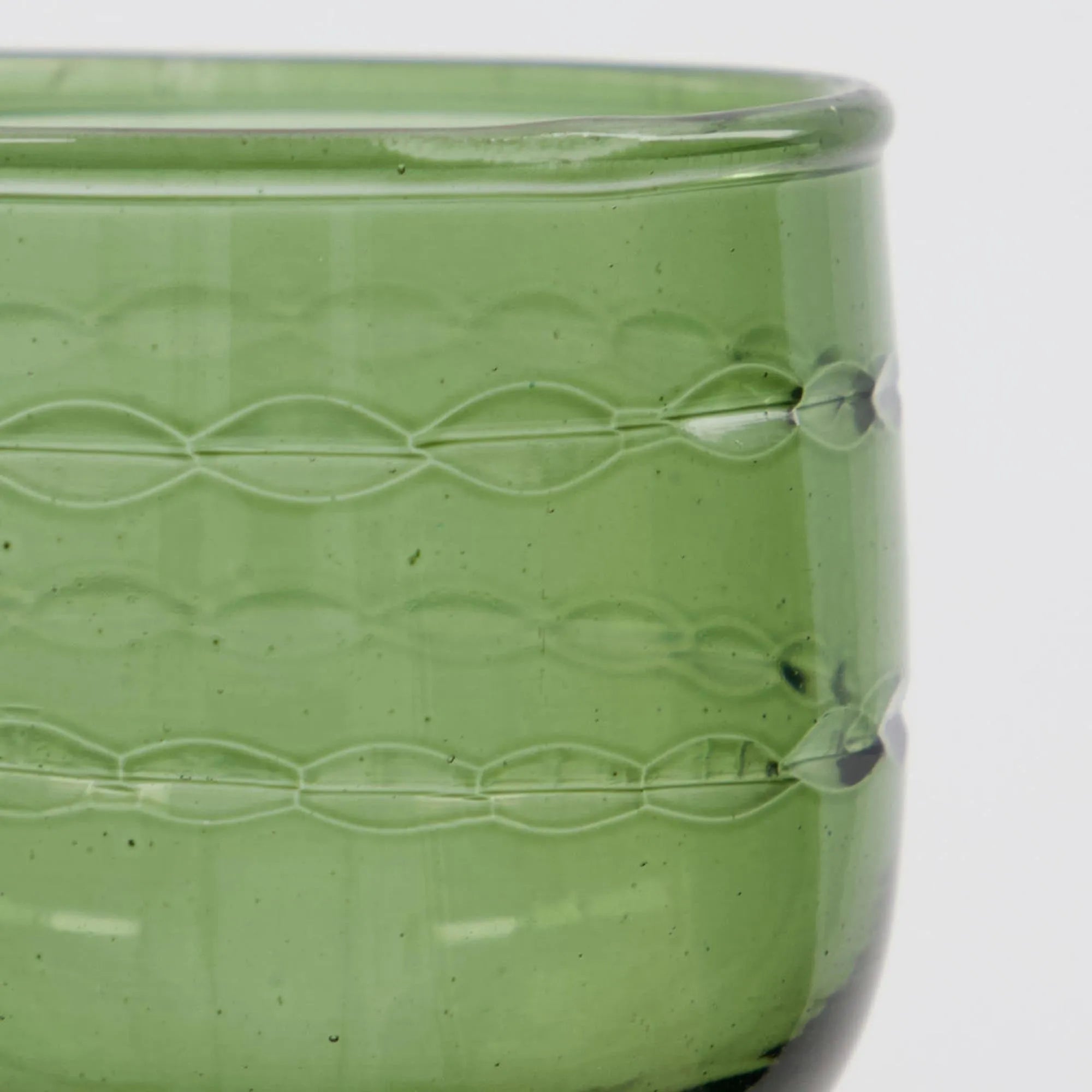 Stilvolles grünes Likörglas HDVintage von House Doctor kaufen.