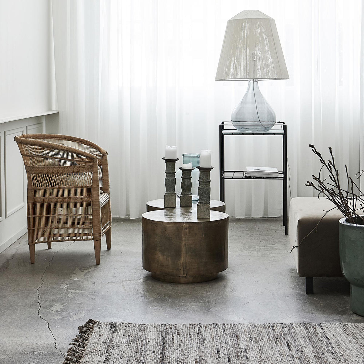 Couchtisch, Rota in Antikes Messing präsentiert im Onlineshop von KAQTU Design AG. Beistelltisch ist von House Doctor