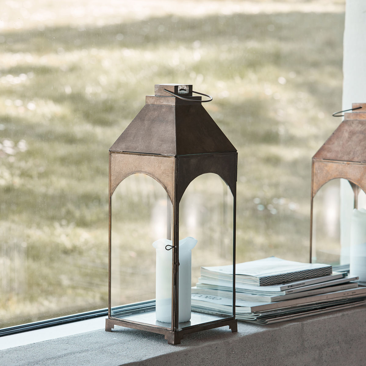 Laterne, Arch in Antikes Messing präsentiert im Onlineshop von KAQTU Design AG. Laterne ist von House Doctor
