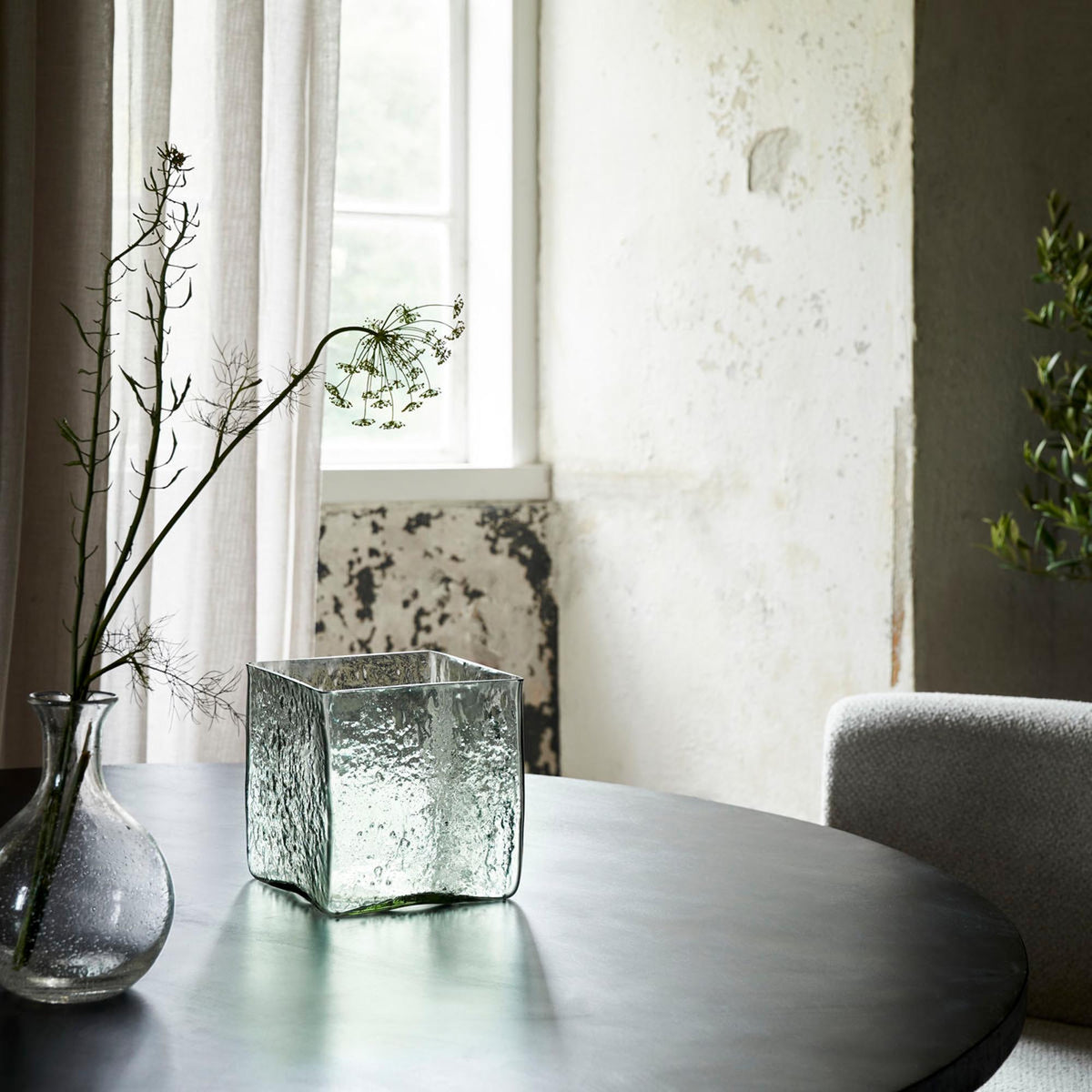 Vase, Square in Hellblau präsentiert im Onlineshop von KAQTU Design AG. Vase ist von House Doctor;Vase, Square in Hellblau präsentiert im Onlineshop von KAQTU Design AG. Vase ist von House Doctor