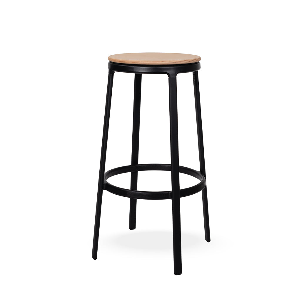 ROUND&ROUND Bar Stuhl in Natur/Schwarz präsentiert im Onlineshop von KAQTU Design AG.  ist von Infiniti Design