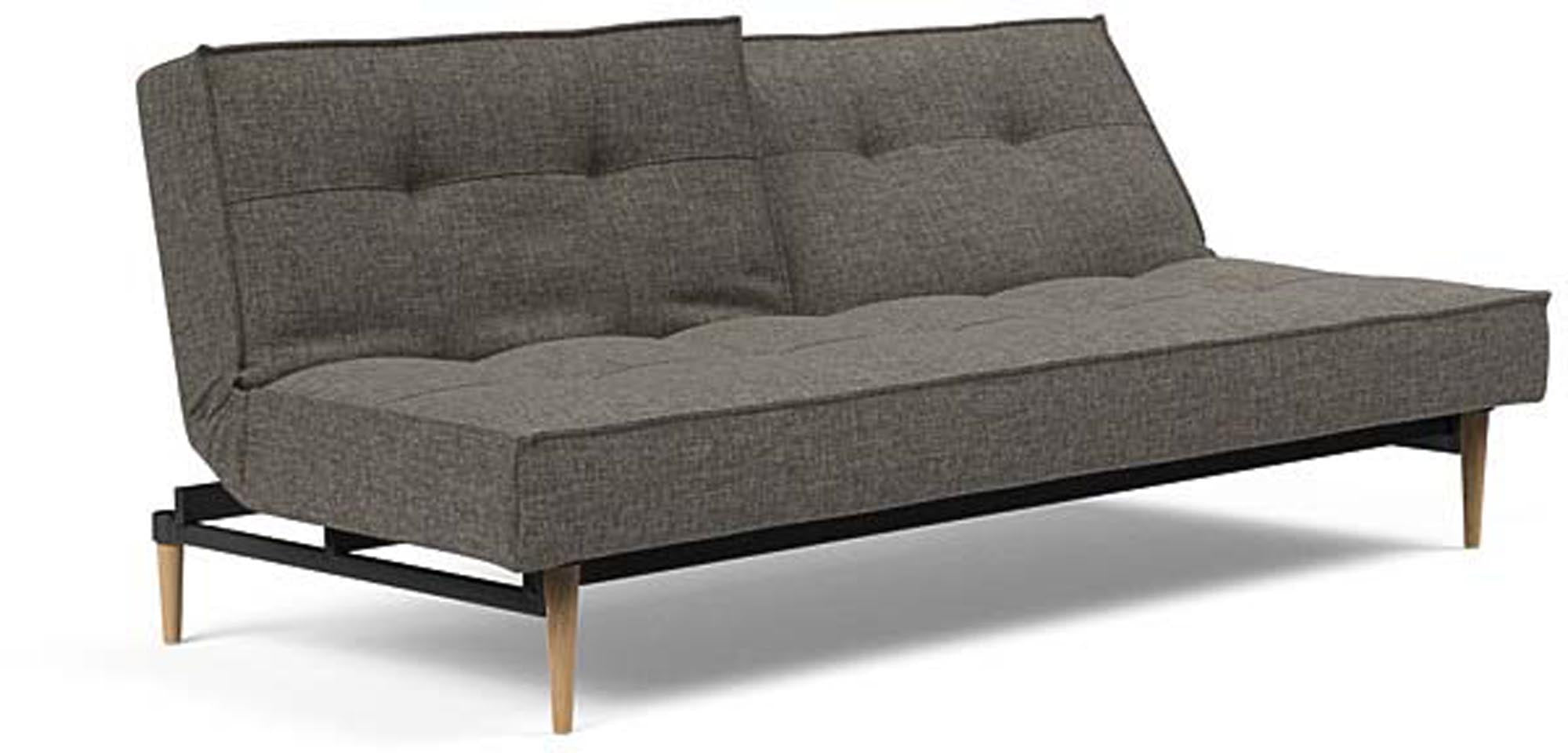 Entdecken Sie das elegante Splitback Sofabett 115 Styletto von Innovation Living – perfekt für stilvolle Räume und entspannte Nächte.