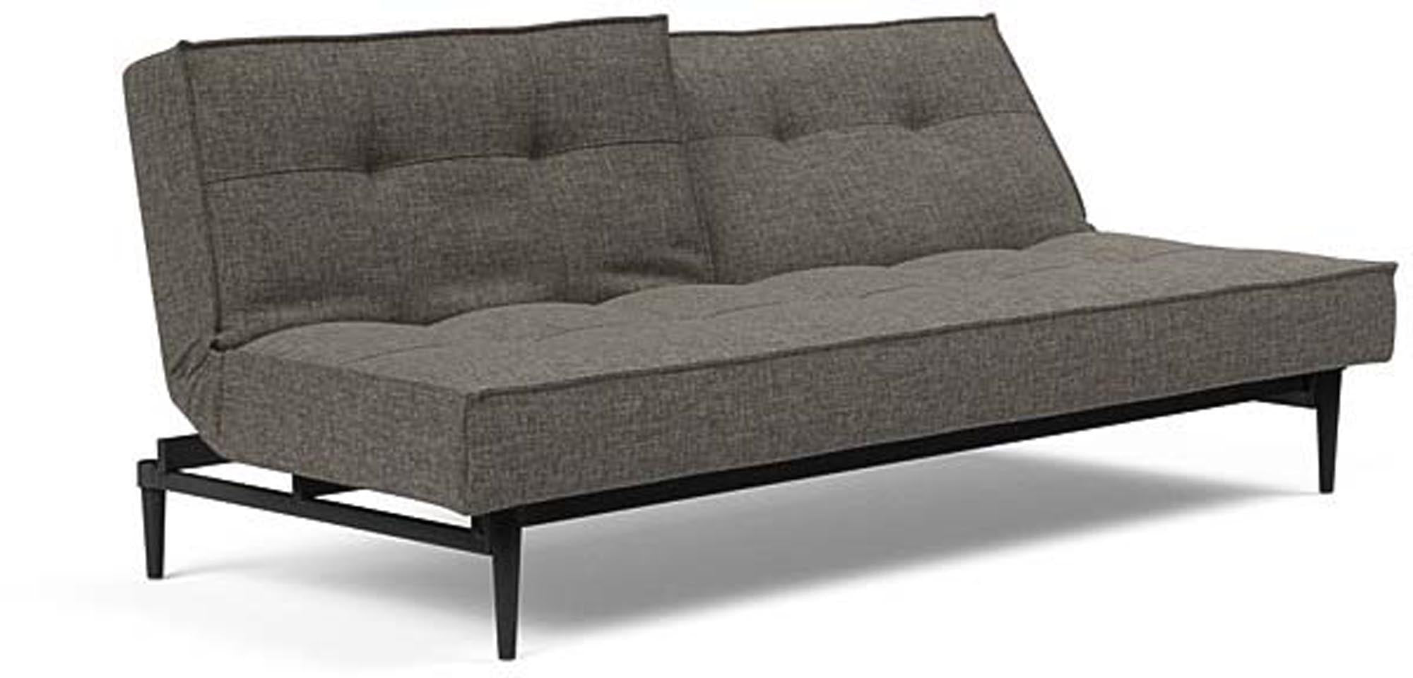 Erleben Sie das vielseitige Splitback Sofabett 115 Styletto von Innovation Living – ideal für moderne Wohnräume und gemütliche Übernachtungen.