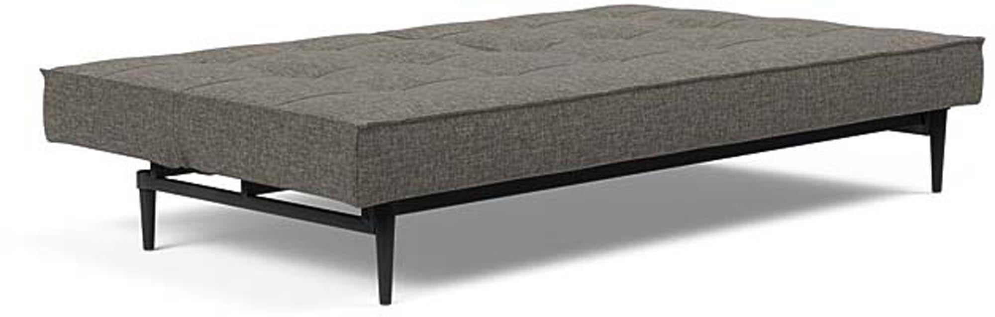 Erleben Sie das vielseitige Splitback Sofabett 115 Styletto von Innovation Living – ideal für moderne Wohnräume und gemütliche Übernachtungen.