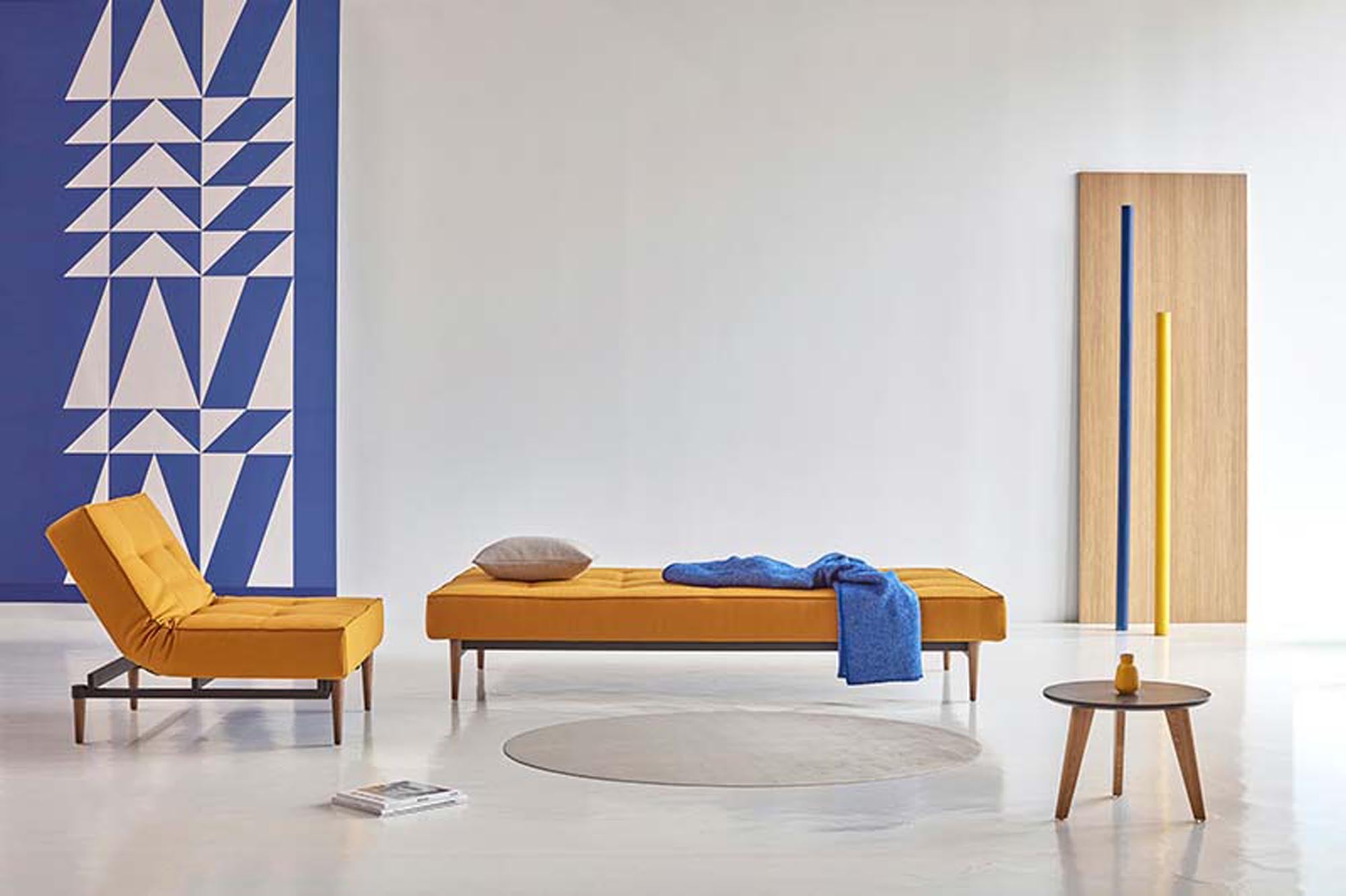 Erleben Sie das vielseitige Splitback Sofabett 115 Styletto von Innovation Living – ideal für moderne Wohnkonzepte und komfortable Übernachtungen.