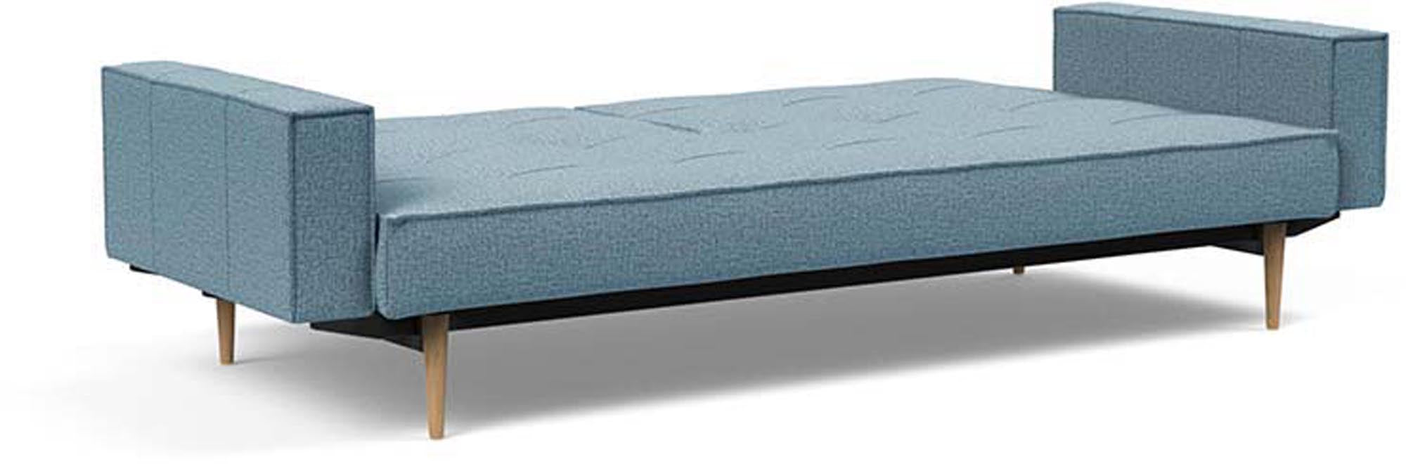 Stylisches Splitback Sofabett 115 Styletto von Innovation Living mit komfortablen Armlehnen – ideal für stilvolle Wohnräume und entspannte Nächte.