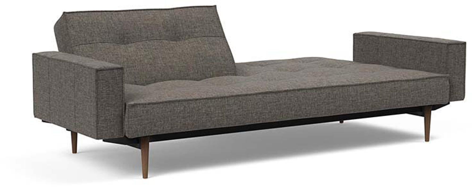 Erleben Sie das stilvolle Splitback Sofabett 115 Styletto von Innovation Living. Ideal für jeden Raum, bietet es Komfort und Funktionalität.