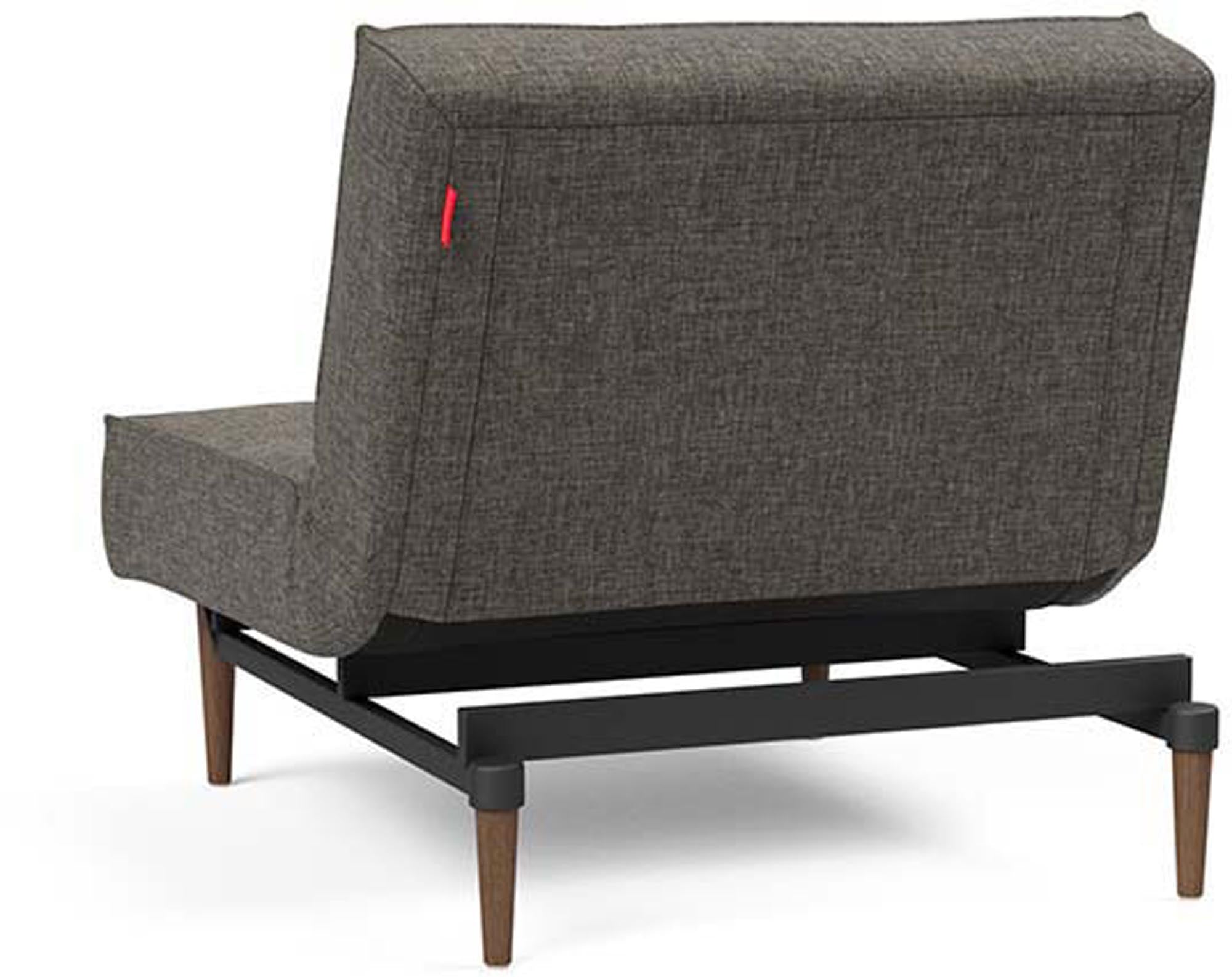 Splitback Styletto Sessel: Komfort und Stil im skandinavischen Look.